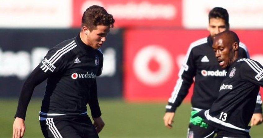 Beşiktaş'ın stoperi Hollanda'ya transfer oldu