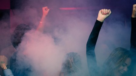 Işıklı Gece | Parti Müzikleri