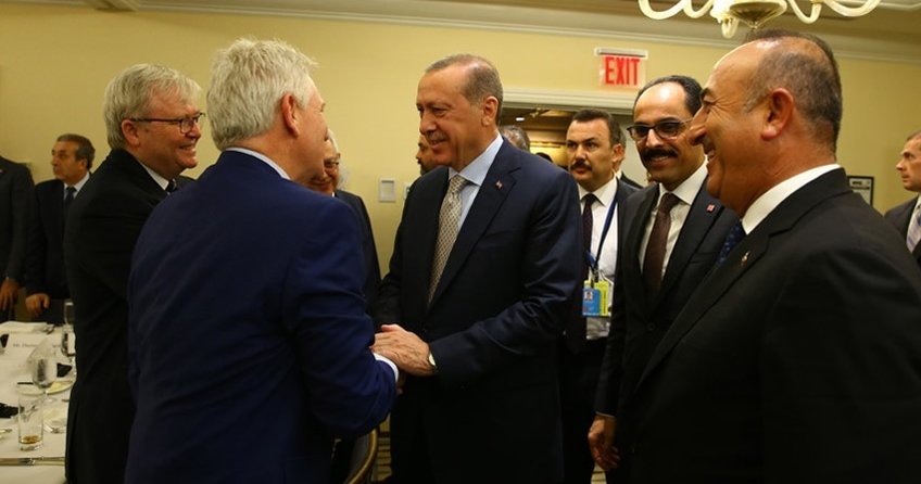 Cumhurbaşkanı Erdoğan, SETA Üyelerini Kabul Etti
