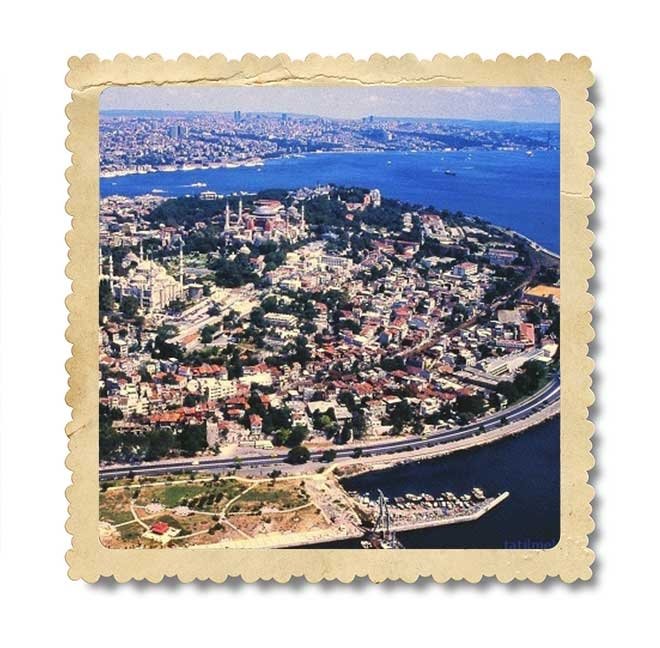 Topkapı Sarayı, Ayasofya ve Sultan Ahmet Cami’nin bulunduğu Sarayburnu Tepesi