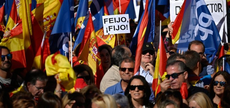 40,000 FILL STREETS OF MADRID PROTESTING AMNESTY FOR CATALAN POLITICIANS