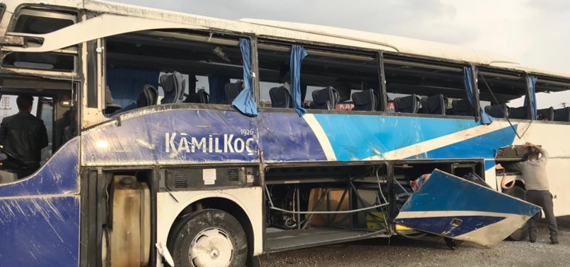 7 KILLED, 24 INJURED IN BUS CRASH IN SOUTHERN TURKEY