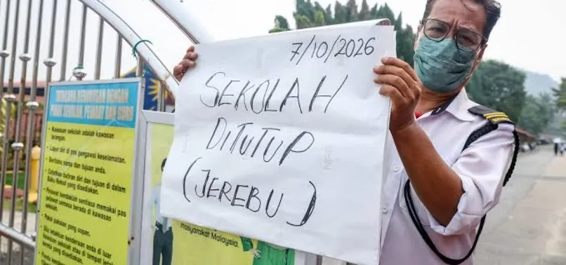 HAZE FORCES MALAYSIA TO CLOSE SCHOOLS