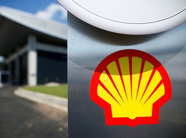 Activist group accuses Shell of misleading investors on renewables