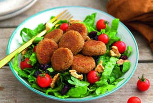 Kinoa Köfteli Mevsim Salatası