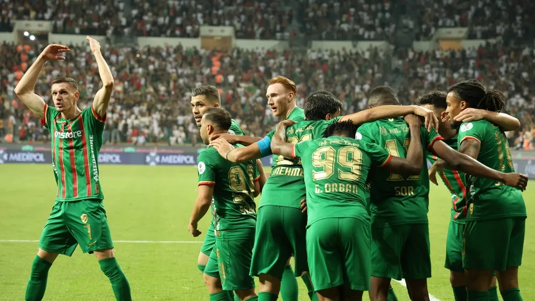TRENDYOL SÜPER LİG’İN İLK HAFTASINDA AMED SPORTİF FAALİYETLER, ERZURUMSPOR FK’YI DIA SABIA 2 VE GÖKHAN GÜL’ÜN GOLLERİYLE 3-0 YENDİ.
