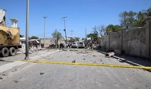 Roadside bomb explosion in Somalia kills 6 telecom workers