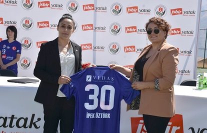 İşbirYatakHakkarigücüKadınFutbolTakımınınyenisponsoruoldu