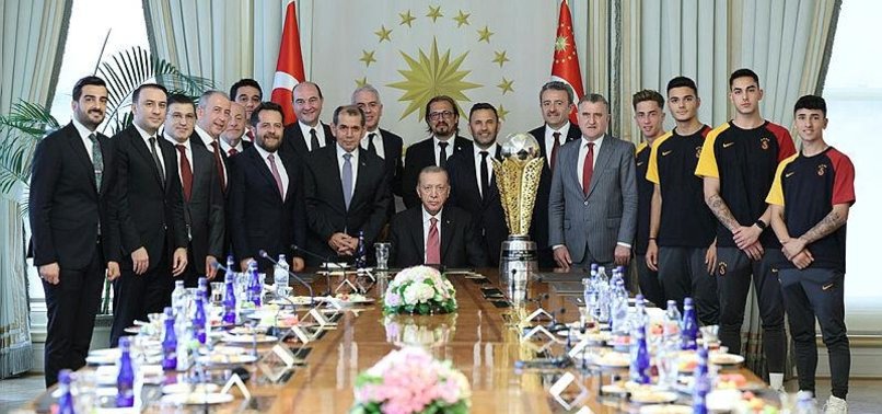 ERDOĞAN HOSTS GALATASARAY FOLLOWING TURKISH SUPER LEAGUE TRIUMPH
