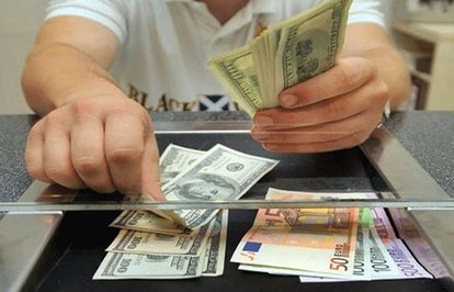 ahrefindexdovizclasstkktLnktargetblankDövizaişlemlerindekimlikşartısınırıarttı