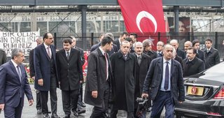 Erdoğan hain saldırının gerçekleştiği olay yerinde inceleme yaptı