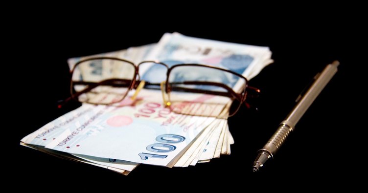Emekli zammı sonrası ilk ödemeler başladı: İşte maaş farkı tablosu...