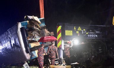 Probe bodies formed following train collision that killed 17 in Bangladesh