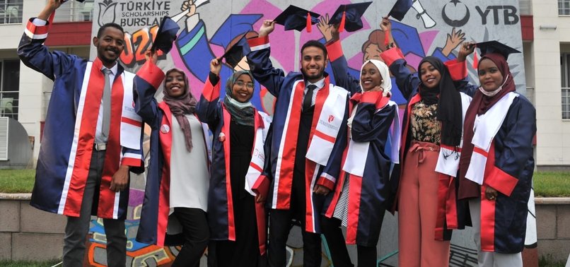 SOMALI GRADUATES OF TURKISH SCHOLARSHIP PROGRAM GIVE BACK TO THEIR COUNTRY