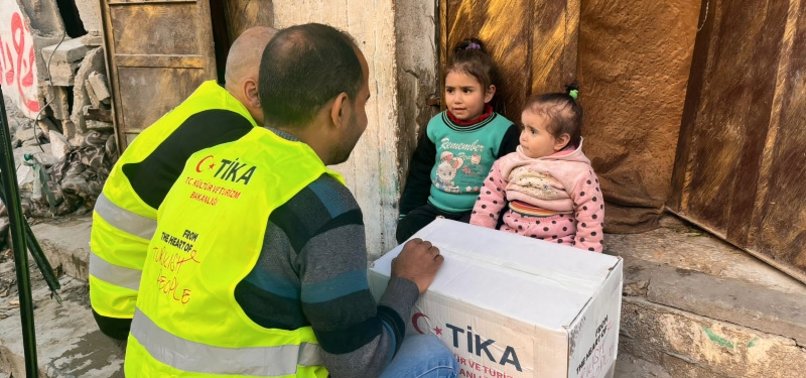 TURKISH AID AGENCY CONTINUES TO DELIVER AID TO WARN-TORN GAZA