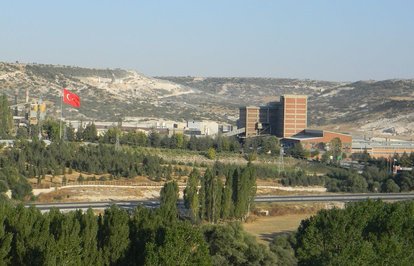 ErdemirKümaşManyezitiçinmasayaoturdu