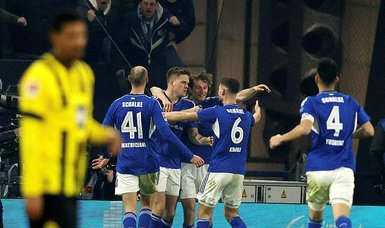 Schalke snap Dortmund's winning run with 2-2 draw in Ruhr derby