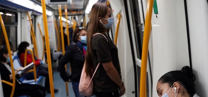 Spain to scrap mandatory masks on public transport on Feb. 7