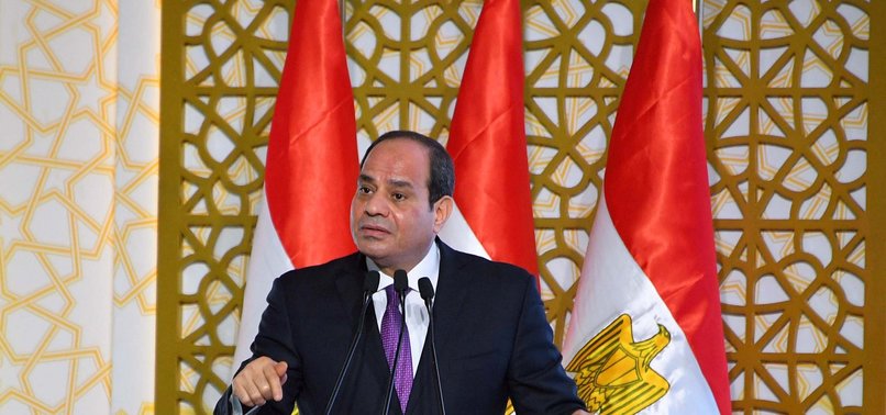 EGYPT TIGHTENS RESTRICTIONS ON MEDIA, SOCIAL NETWORKS