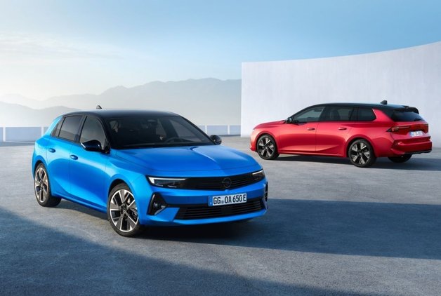 ELEKTRİKLİ OPEL ASTRA TANITILDI