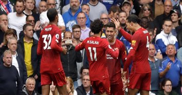 Liverpool 5 points clear at top after beating Chelsea 2-1