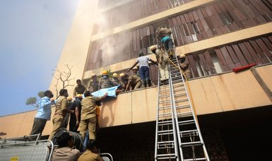 2 dead, 10 injured as fire engulfs hotel in India