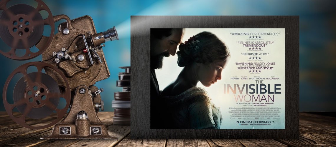 THE INVISIBLE WOMAN - 6,2 IMDb  2013