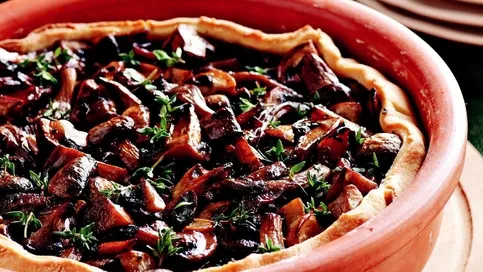 Mantarlı Kekikli Tart
