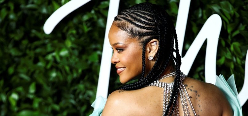 RIHANNA TO RETURN TO THE STAGE FOR SUPER BOWL HALFTIME SHOW