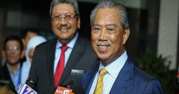 Malaysian premier paves way for year-end snap poll - report