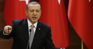 Cumhurbaşkanı Erdoğan skandal manşetlere sert tepki gösterdi