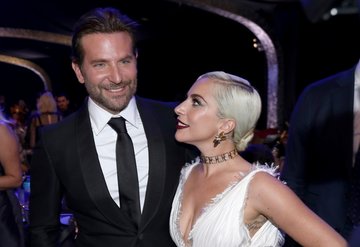 Bradley Cooper ile Lady Gaga düeti