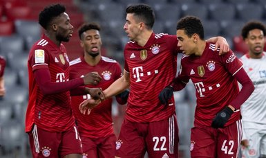 Bayern come from behind to beat gutsy Mainz 2-1