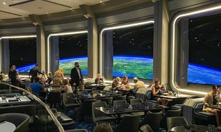 Akşam yemeğine uzaya gitmeye ne dersiniz?