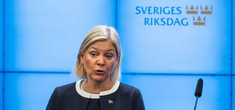 SWEDEN PREPARES FOR RIGHT-WING TURN AS PM SUBMITS RESIGNATION