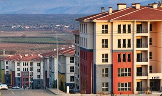 TOKİ’den taksitle konut, iş yeri ve arsa