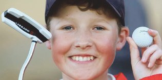 En küçük golf şampiyonu