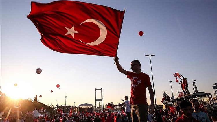 İş dünyasından 15 Temmuz Demokrasi ve Milli Birlik Günü mesajları