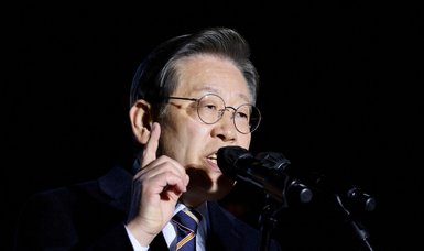 South Korea's main opposition leader attends court over arrest warrant