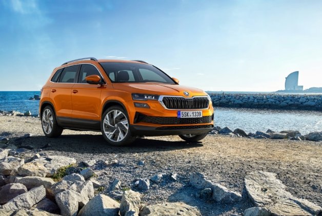 MAKYAJLANAN SKODA KAROQ YENİ TEKNOLOJİLERİYLE TANITILDI