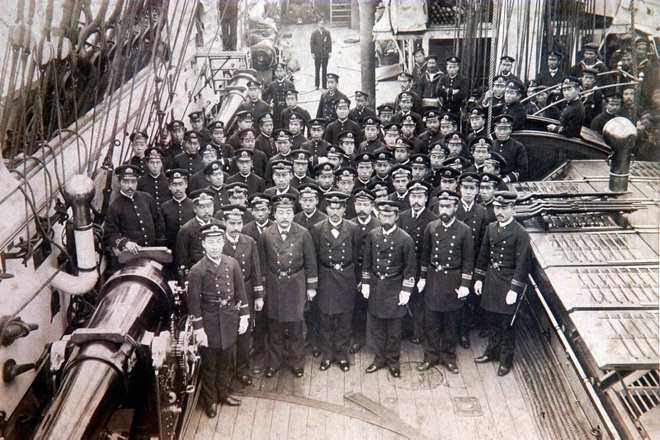 sultan abdulhamid in sevincle cikip