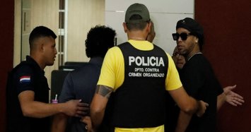 Paraguay police question Ronaldinho over alleged 'adulterated' passport