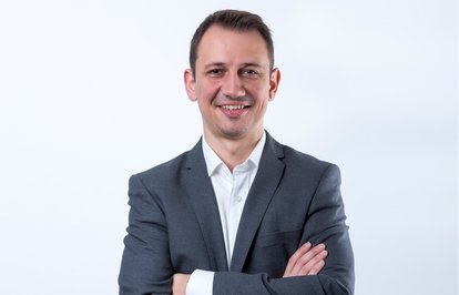 iyzicomacerasızalışverişilehemalıcılarınhemdesatıcılarınhayatınıkolaylaştırıyor