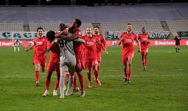 Beşiktasş qualify for Turkish Cup semifinals