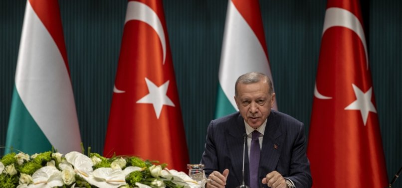 BLAMING TURKEY FOR REFUGEE CRISIS AMOUNTS TO INGRATITUDE, SAYS ERDOĞAN