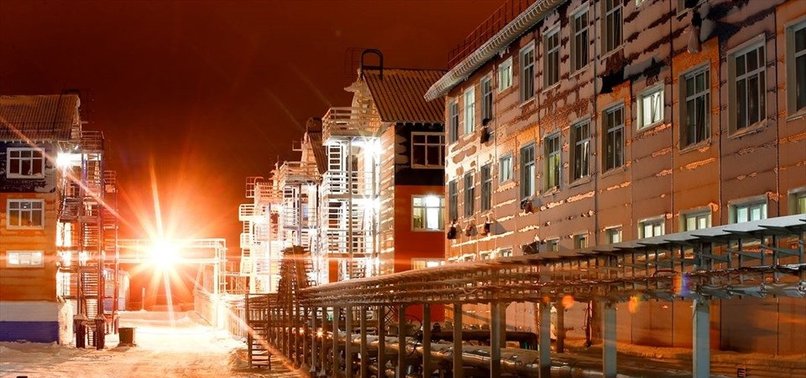 SABETTA: A TOWN AT THE END OF THE WORLD