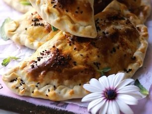 Ege Otlu Börek