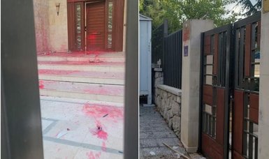Armenians attack Azerbaijan's Embassy in Lebanon