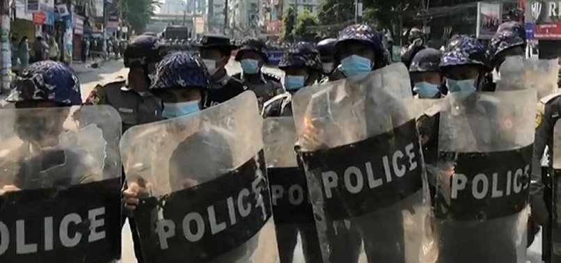 Myanmar Anti Coup Protests Grow As Army Broadens Internet Crackdown Anews