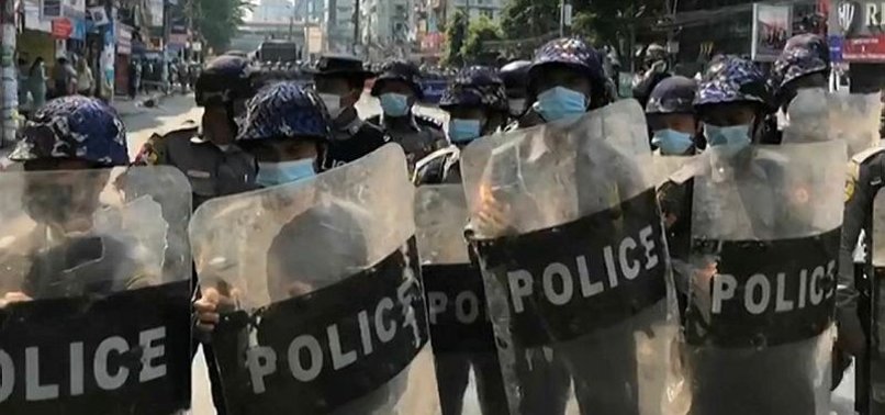 Myanmar Anti Coup Protests Grow As Army Broadens Internet Crackdown Anews Myanmar Anti Coup Protests Grow As Army Broadens Internet Crackdown Anews